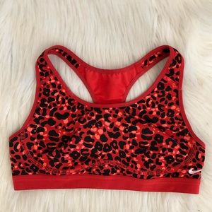 women’s nike sports bra